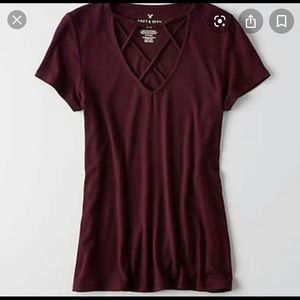 American Eagle soft & sexy maroon t-shirt